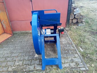 Okružní pila - 3