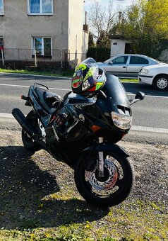 Honda cbr 1000f dual - 3