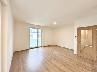 Pronájem bytu 1+kk, Dukelská, Liberec, 16500 Kč/měs, 40 m2 - 3