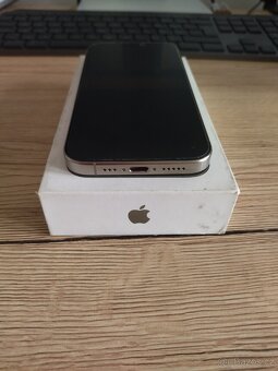 iPhone 15 Pro - 3
