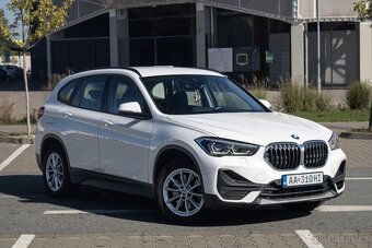 BMW X1 xDrive 20i A/T - 3