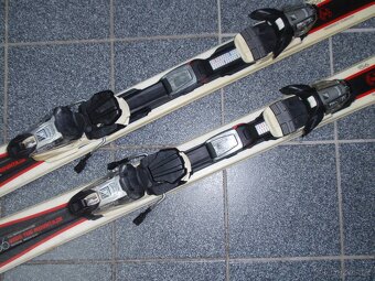 NASERVISOVANÉ 156 CM LYŽE CARVY VÖLKL RTM 7,4 ROCKER - 3