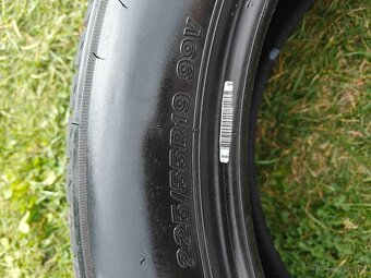 Bridgestone Alenza 225/55/R19 - 3
