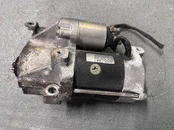 Opel Signum Vectra  3.0CDTi Turbo  a příslušenství motoru - 3