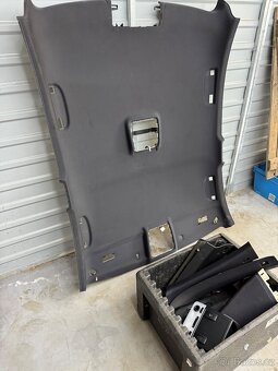 BMW E90 černá Stropnice kompletni - 3