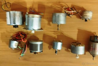 Sada stejnosměrných motorků - 3