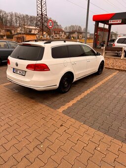 Volkswagen Passat B7 2.0 TDI DSG, 2012 - 3