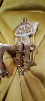 Prodám svícny na pianino. - 3