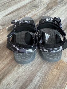 Nové sandale - 3