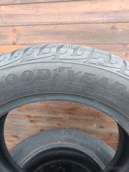 Pneu 215/55/16 Good Year - 3