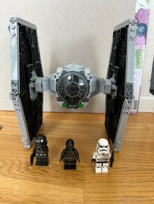 Lego Star Wars 75300 Imperial Tie Fighter - 3