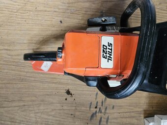 řetězová pila Stihl 025 - 3