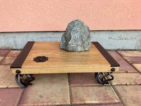 Výstavní stolek, suiseki, bonsai, umělecké předměty - 3