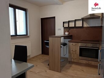 Pronájem bytu 2+1 62 m2 nám. 17. listopadu, Karlovy Vary - 3