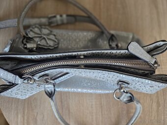 Kabelka Guess - 3