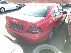 Mercedes Benz C 220CDI 85kW 2003 W203 - dily - 3