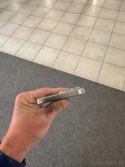 iPhone 16 Pro Max 256 GB – přírodní, top stav, 2 roky záruka - 3