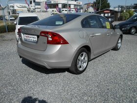 VOLVO S60 2,0D2 1.MAJITEL - 3