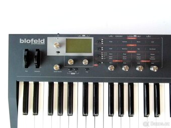 Waldorf Blofeld Keyboard - 3
