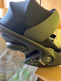 Nová autosedačka Cybex + isofix - 3