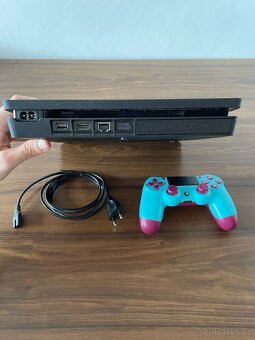 PlayStation 4 Slim 500GB - 3