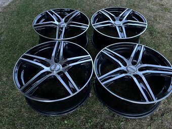 Alu Disky 7J x 17 ET 40 - 3