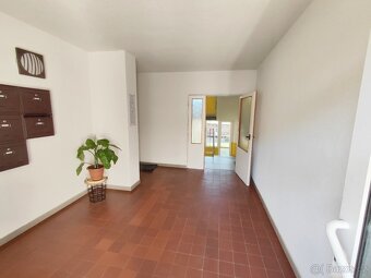 Prodám byt 2+1 s balkónem, 68m, Školní ul.,Stará Role - 3