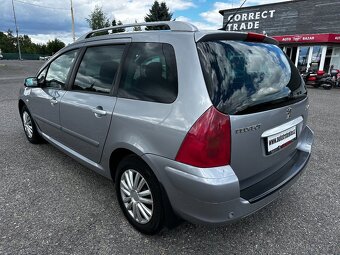 PEUGEOT 307 SW - 1,6i - PANORAMA - 7 MÍST - BEZ KOROZE - 3