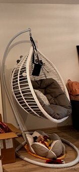 Prodám závěsné křeslo (vejce) bílé - 3