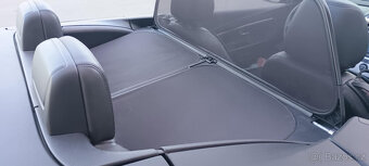 Volkswagen EOS,větrná clona. - 3