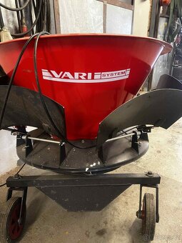 Posypový přívěsný vozík VARI systém - 3