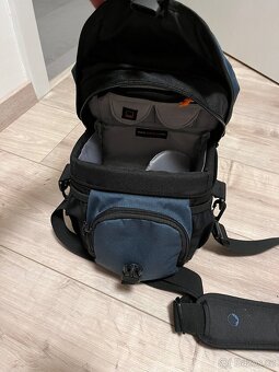 Fotobrasna lowepro na zrcadlovku - 3