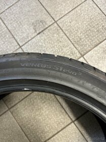 245/40 R21  Letní pneumatiky - 3