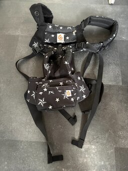 ERGO BABY dětské nosítko - 3