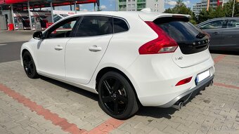 Volvo V40 R DESIGN D4 - 3