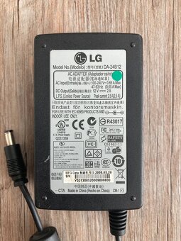 AC adaptér LG - 3