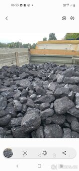 Uhli ćerne a hnědě - 3