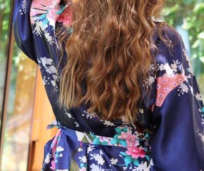 Krasny satenovy modre kimono kaftan velkost XL - 3