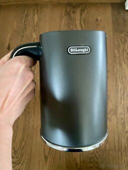 Napěňovač mléka Delonghi + dárek - 3
