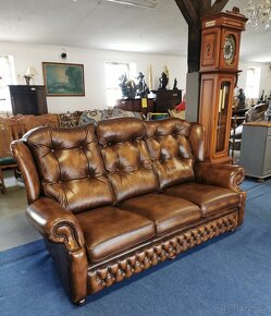 Chesterfield. Originál z Anglie. Top stav. - 3