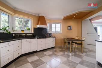 Prodej rodinného domu 5+1, 290 m², Horní Bludovice - 3