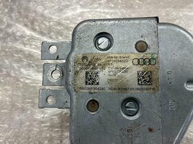 ZÁMEK VOLANTU AUDI Q7 4L 4F0905852D - 3