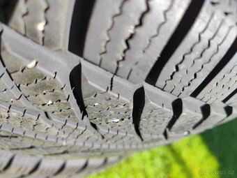 Zimní pneumatiky Goodride 225/40/18 - 3