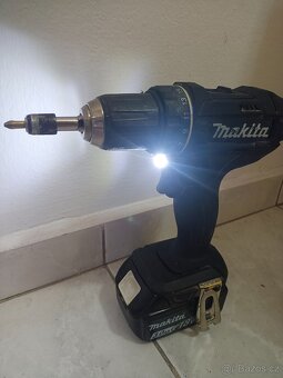 Aku vrtačka Makita DDF 482, baterie 18V 3.0 - 3