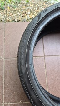 PIRELLI P ZERO - 3