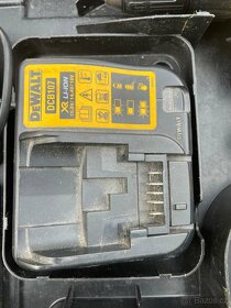 DeWalt - 3