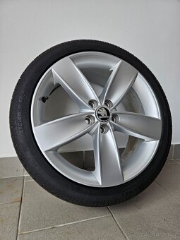 Orig. Skoda 5x100 Letní 215/40/17 - 3