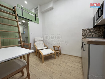 Pronájem bytu 1+kk, 16 m², Jindřichův Hradec, ul. Pod Hradem - 3