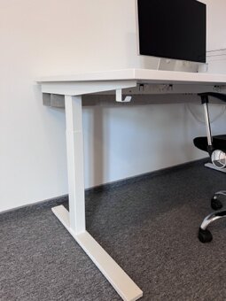 Psací stůl Ikea - super stav - 3