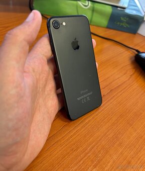 Prodám iPhone 7 32gb (100% kondice baterie) - 3